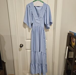 NWOT Light Dusty Blue Flowy Spring Dress Women's Size M